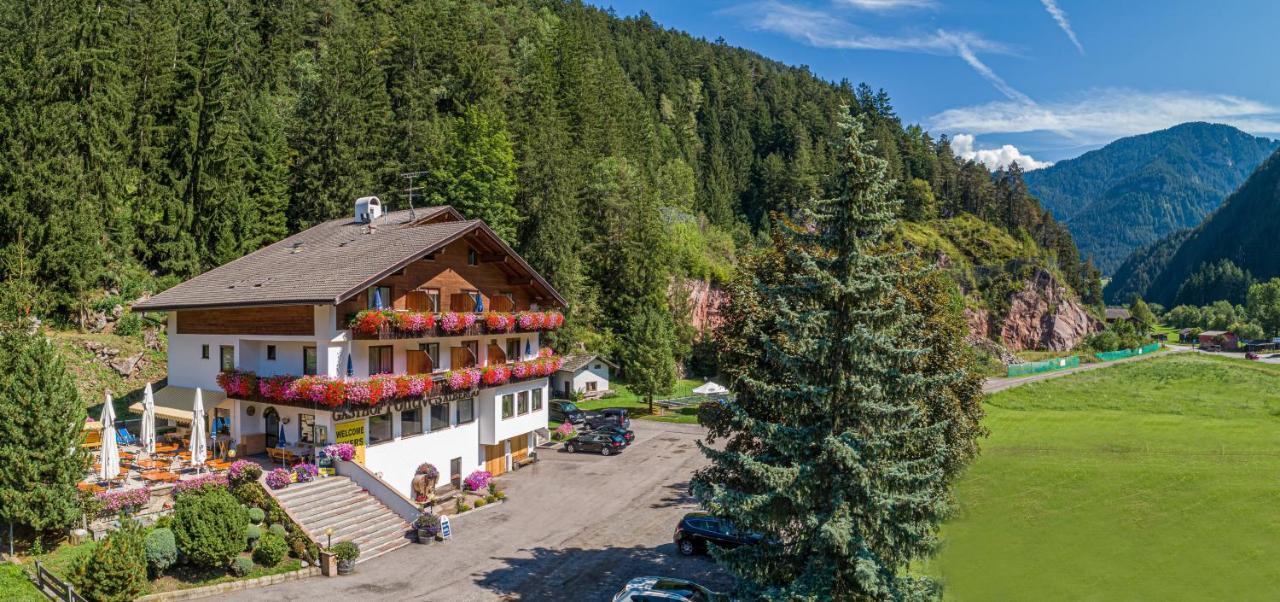 Hotel Pontives Ortisei Ngoại thất bức ảnh